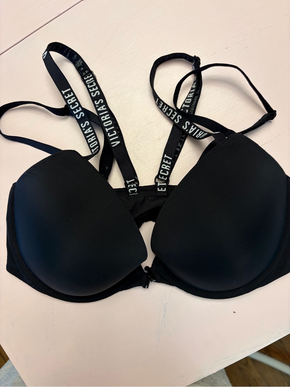 Victoria’s Secret Black strappy front closure padded plunge bra